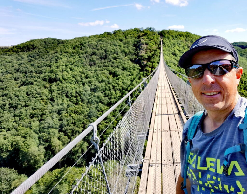 I show you the Geierlay Suspension Bridge